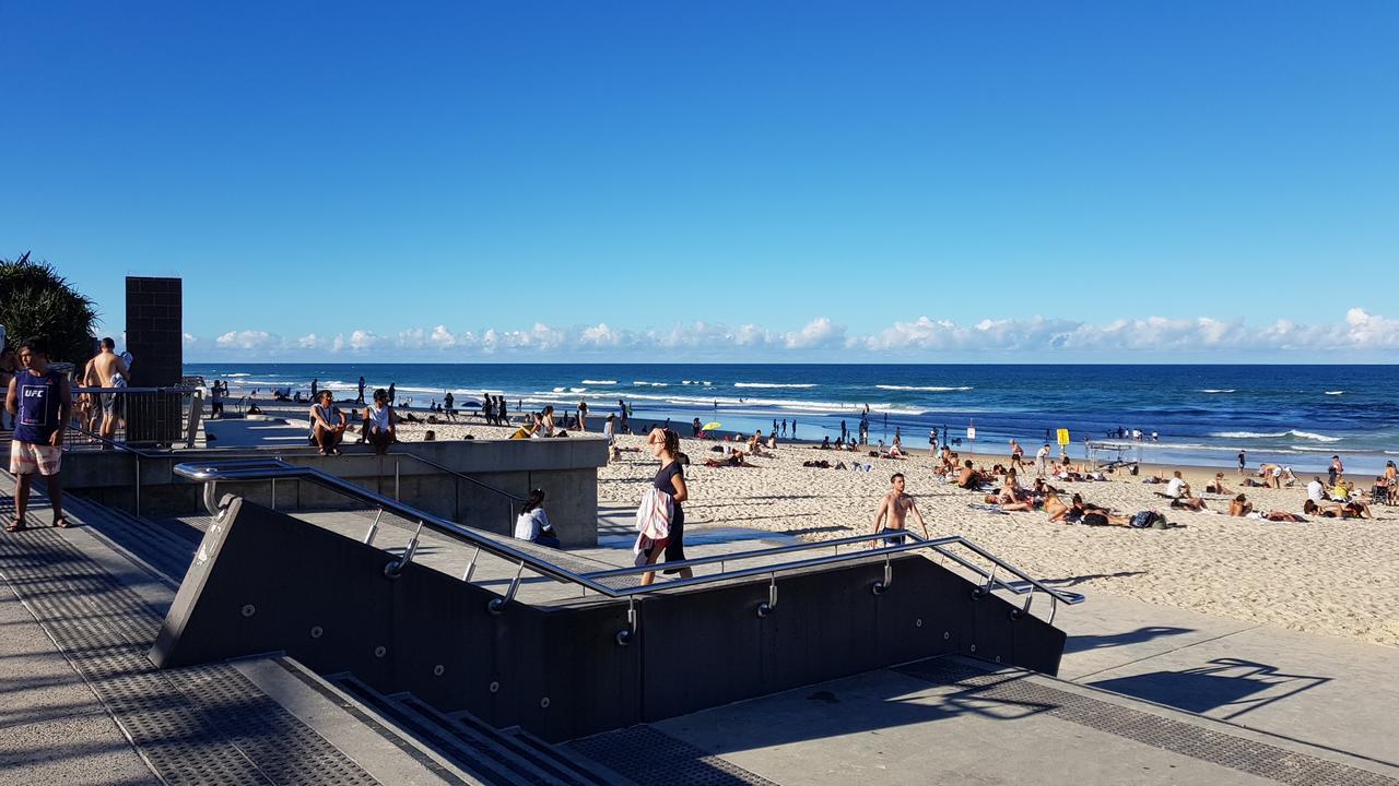 Beach Comber Apartment Gold Coast Exterior photo